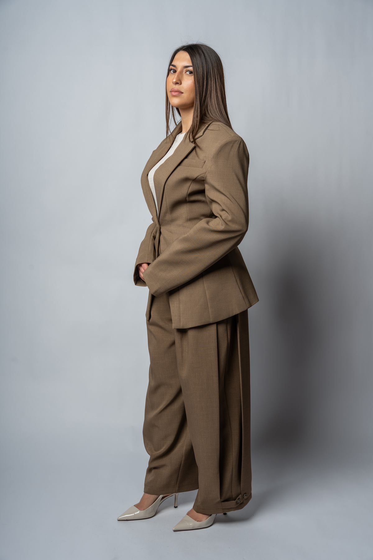 Pantalon à pinces Alia — Brun